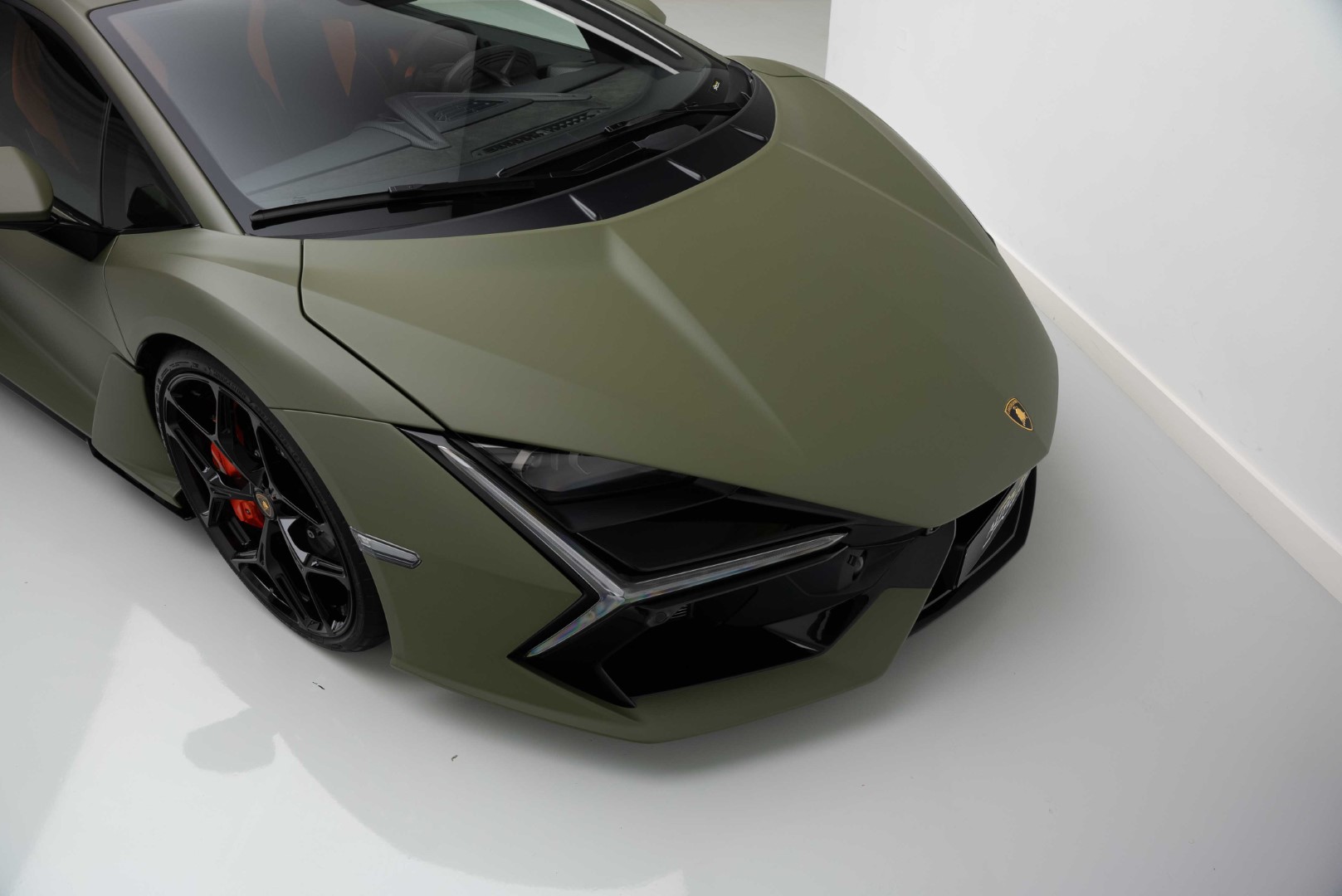 2024 LAMBORGHINI REVUELTO. STUNNING SPEC. MATT GREEN. COMFORT SEATS